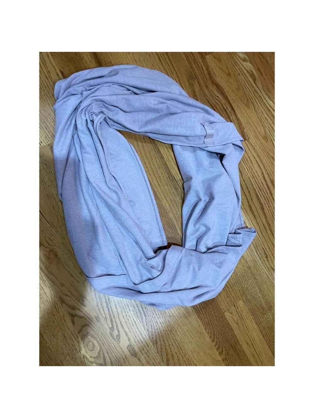 Lululemon Women's Vinyasa Scarf Convertible Snaps light pink